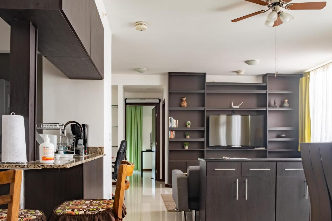 Lujoso Condominio Con Lavadora Y Secadora, S. Jose San Jose  Luaran gambar